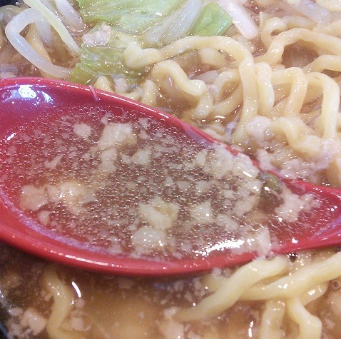 越谷市　ラーメン　川崎屋　野菜醤油ラーメン